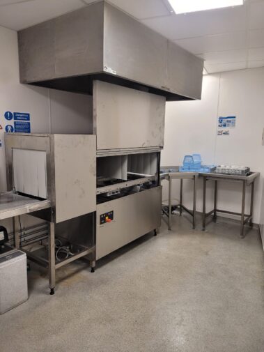 Outwood Academy Shafton Introduces Cutting-Edge Hobart Conveyor Rack Dishwasher for Enhanced Kitchen Efficiency