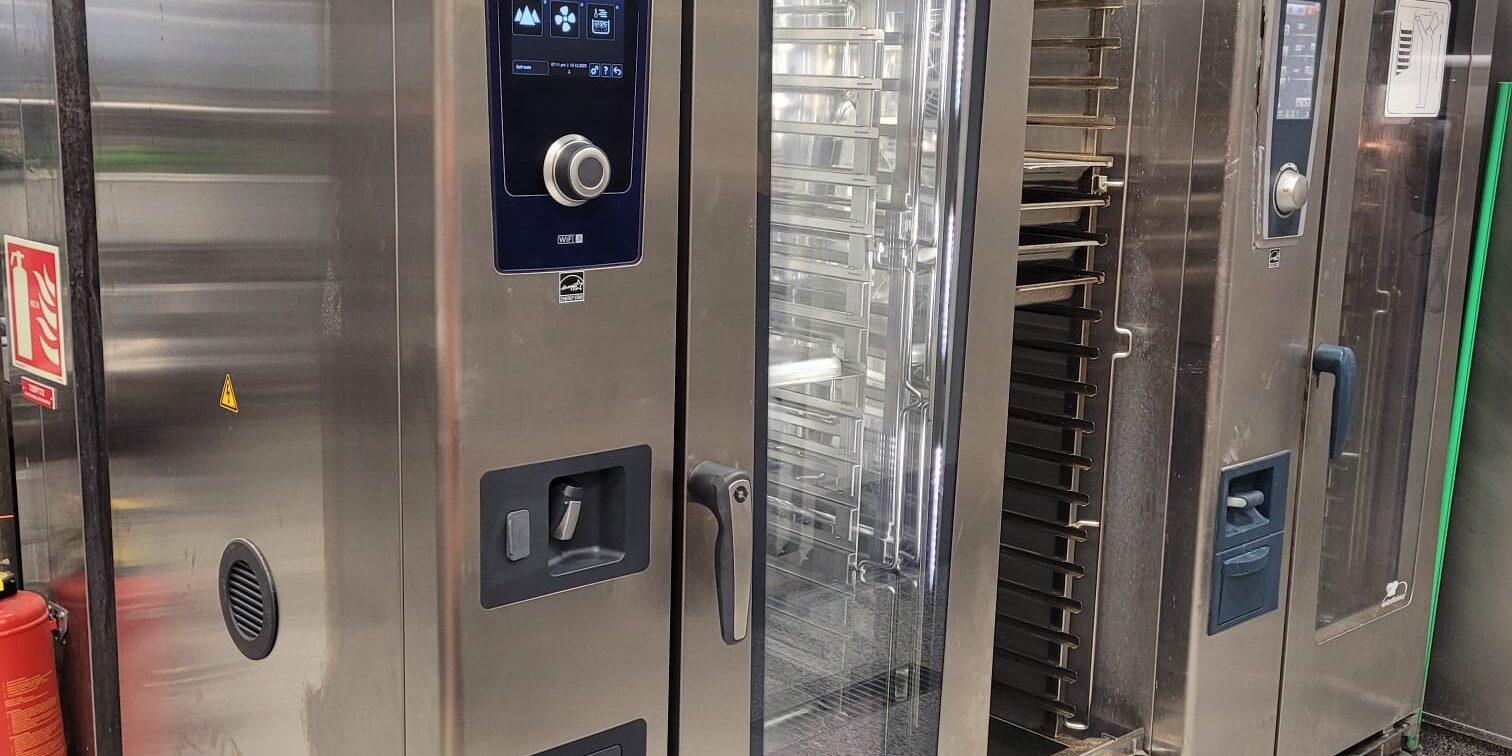 New Mobile Stand Installation Improves Oven Servicing on Mariner A